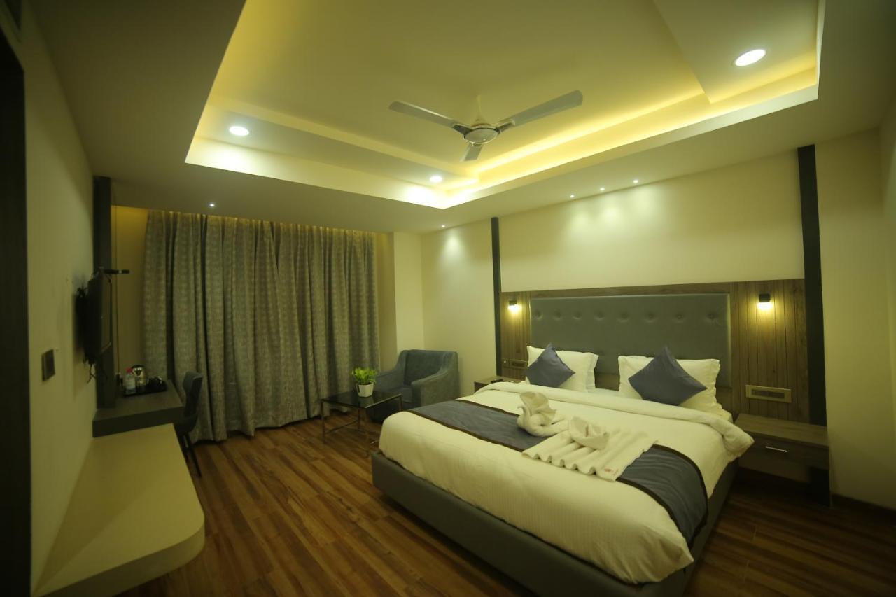 Sree Fortune Grand, Tadepalli Hotel Tadepalle Exterior foto