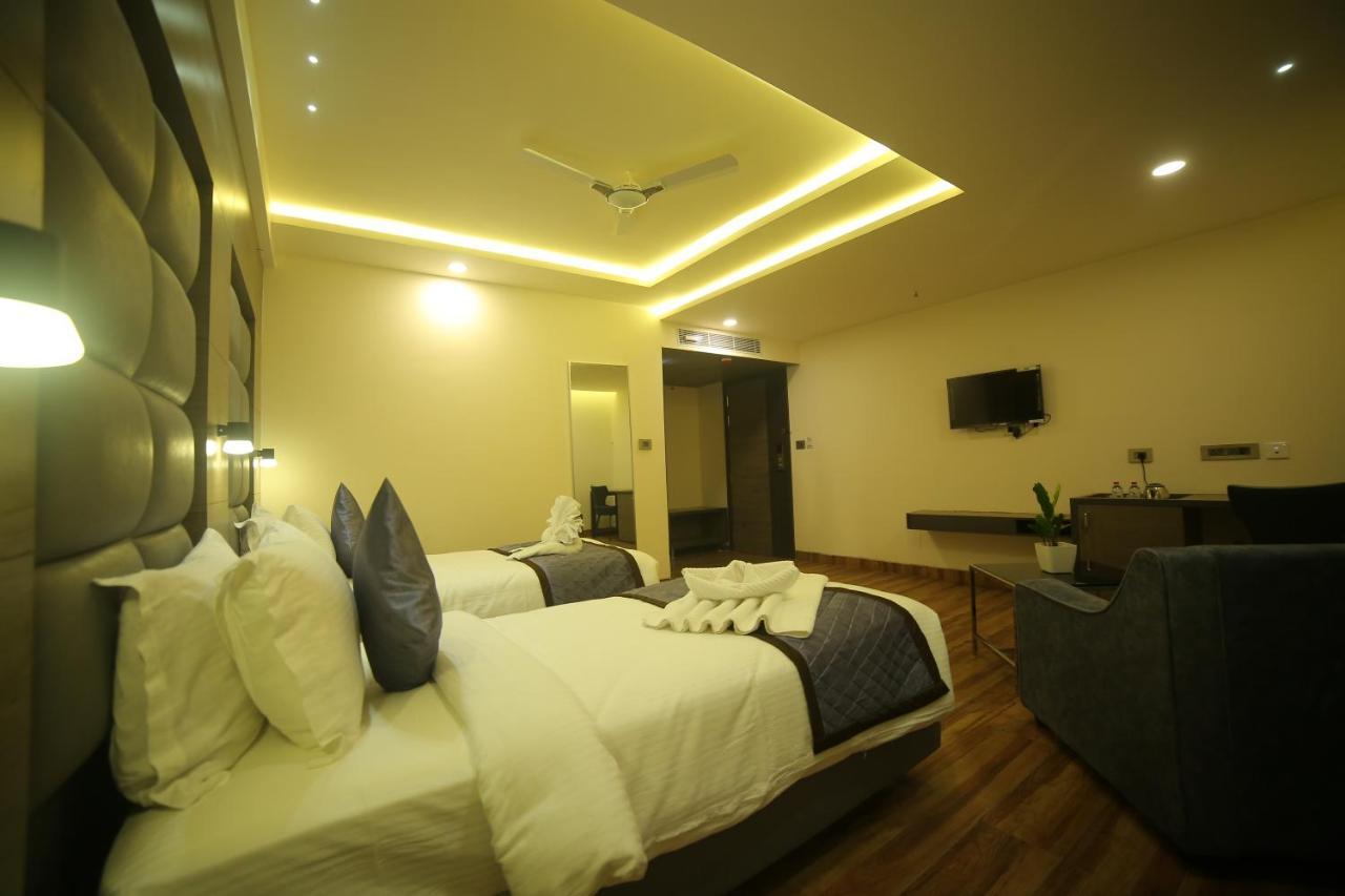 Sree Fortune Grand, Tadepalli Hotel Tadepalle Exterior foto